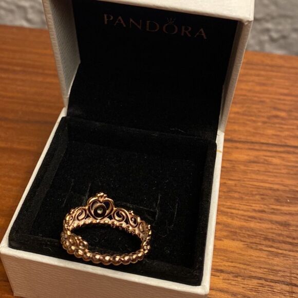 NEW UNUSED PANDORA TIARA RING - Picture 5 of 6
